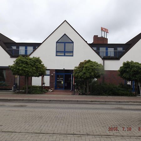Hotel Ziegenkrug Schweriner Tor Pampow Экстерьер фото