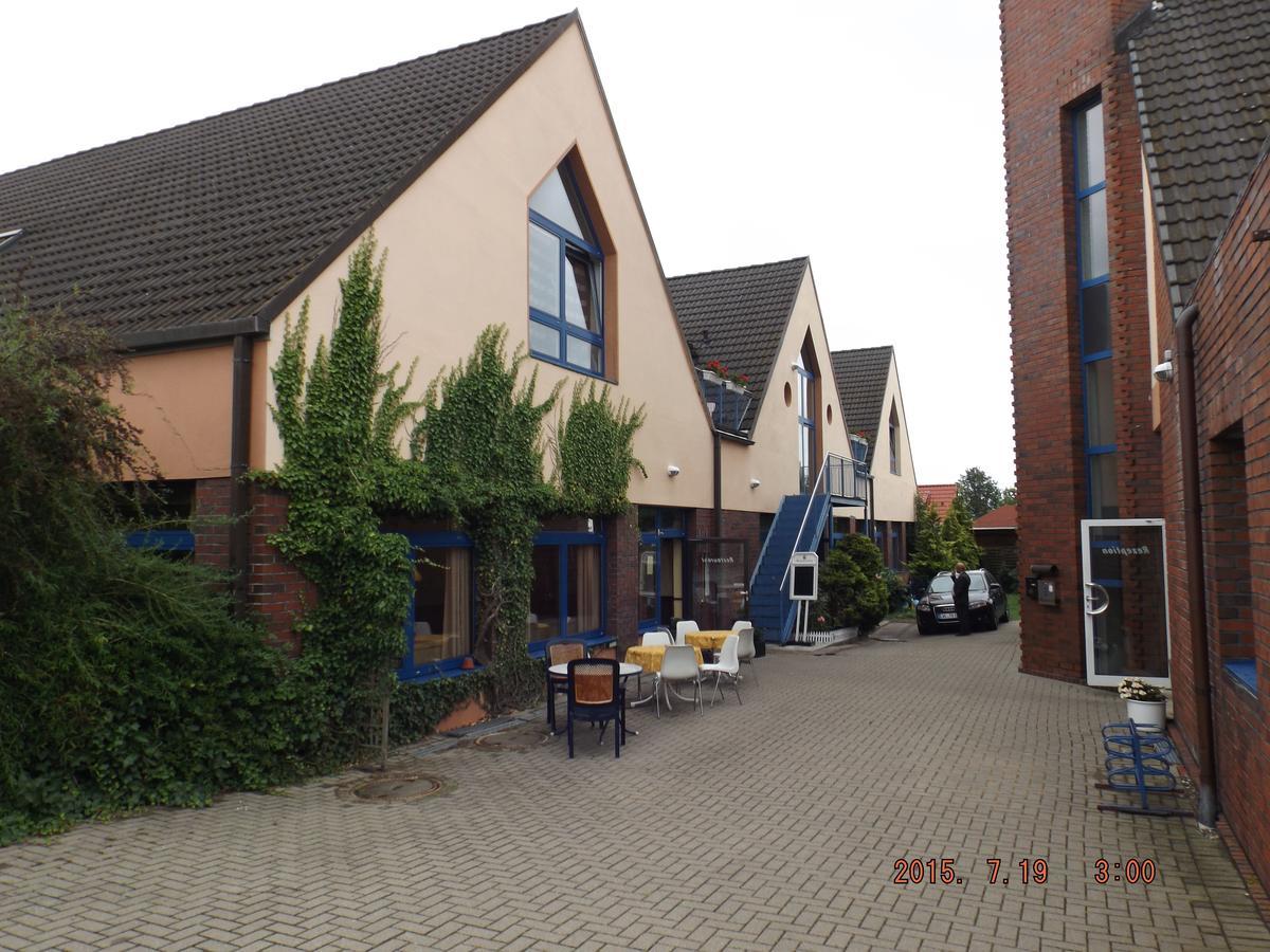Hotel Ziegenkrug Schweriner Tor Pampow Экстерьер фото
