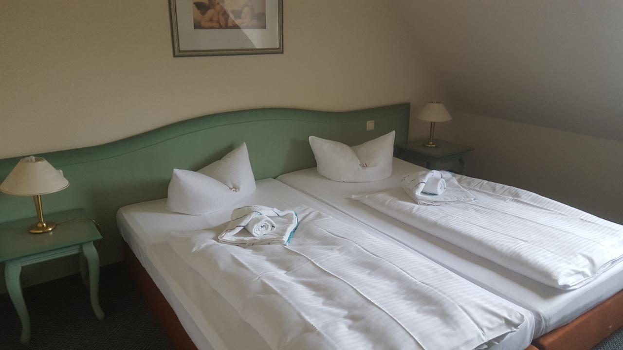 Hotel Ziegenkrug Schweriner Tor Pampow Экстерьер фото