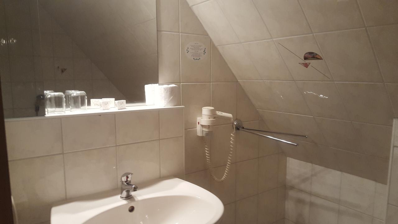 Hotel Ziegenkrug Schweriner Tor Pampow Экстерьер фото